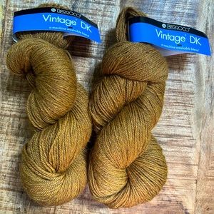 YARN DESTASH! Berrocco Vintage DK, Acrylic/wool blend, color 2192 - Chana Dal